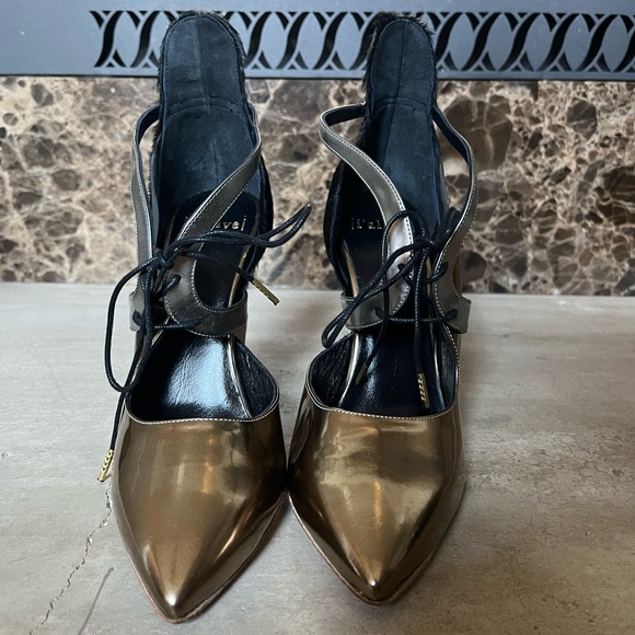 High heels, size 37 in European and 7.5 or eight in US Imported from Italy - Picture 2 of 7